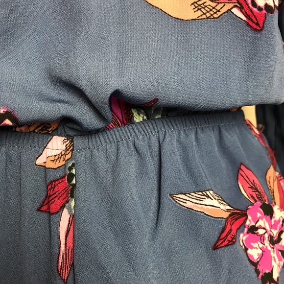 One Clothing Long Sleeve Romper. Size XS - Picture 8 of 9